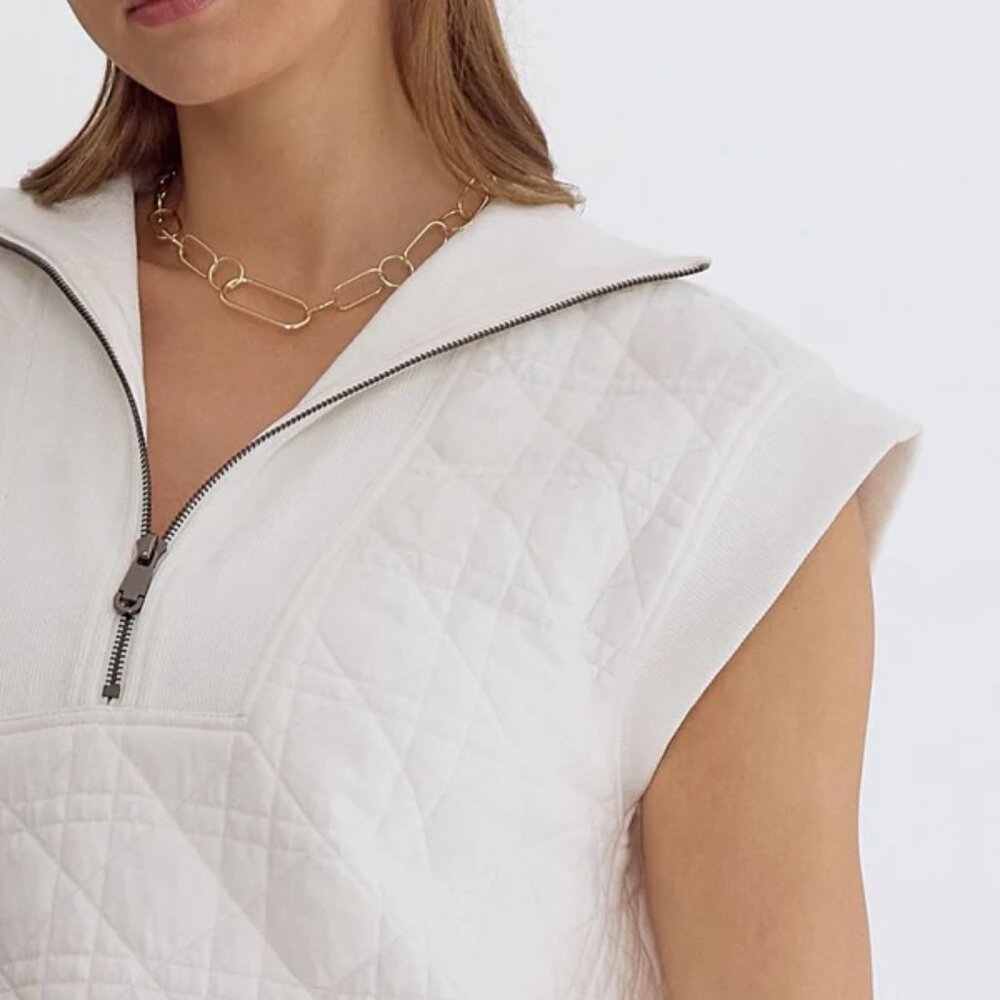 ENTRO Textured Half-Zip Lightweight Sweater Top And Shorts Set - Picture 3 of 13